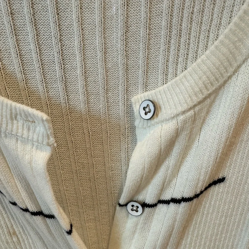 CABi Ribbed Long Button Up Sweater - size L - Picture 6 of 9